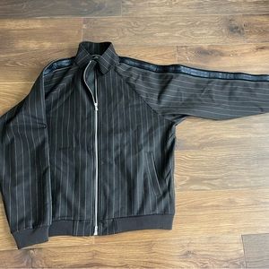 Men’s Kith Zip Up Black Stripe. Size Medium. Worn once!